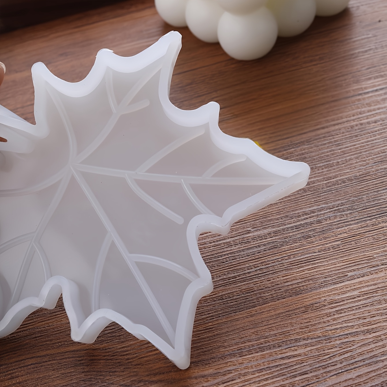 1PC Maple Leaf shaped Silicone - Art Craft Model review and price