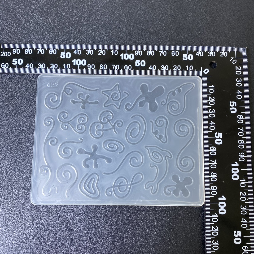 Line Drawing Totem Resin Casti - Art Craft Model review and price